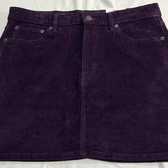 Lucky Brand Dresses & Skirts - Lucky Brand Skirt Size 6 Maroon Corduroy Mini Skirt With Pockets NWT
